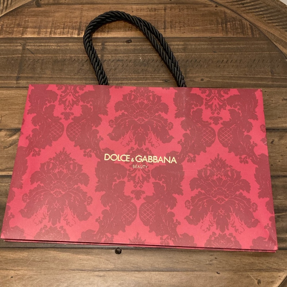 Dolce & Gabbana shopping bag